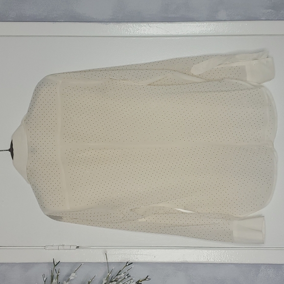 Gold Bead Detail Blouse - Picture 5 of 6